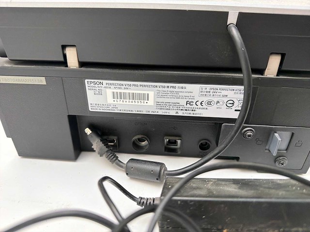 Epson v750 pro scanner - afbeelding 4 van  4