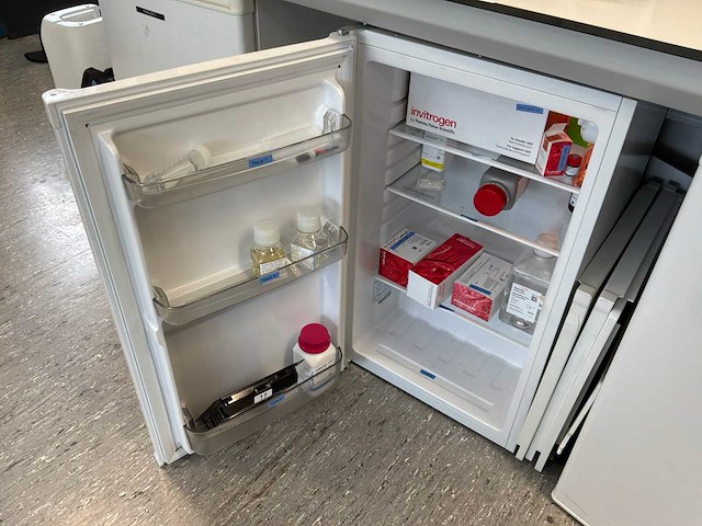 Equisit laboratorium koelkast (2x) - afbeelding 3 van  3