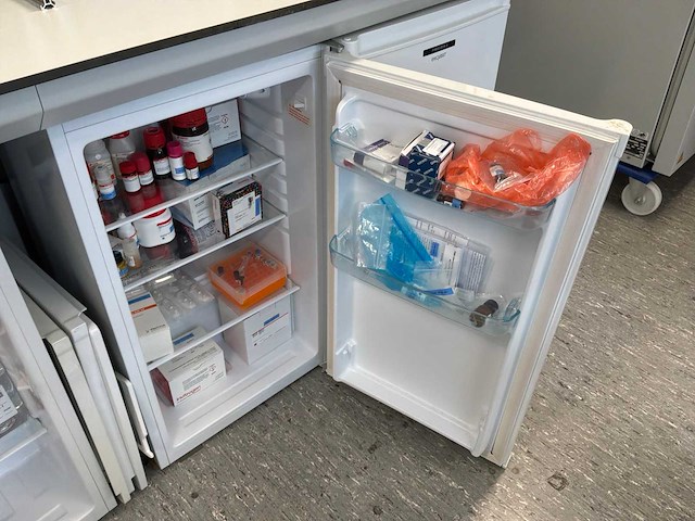 Equisit laboratorium koelkast (2x) - afbeelding 1 van  1
