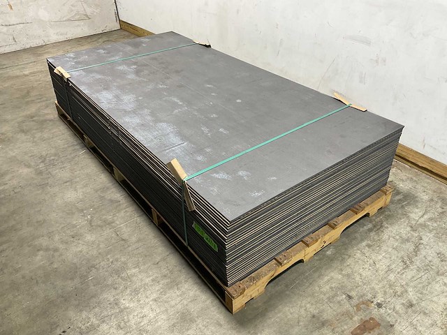 Equitone gevelplaat - brandklasse a2 - donkergrijs - 250x122x1 cm (30x) - afbeelding 1 van  9