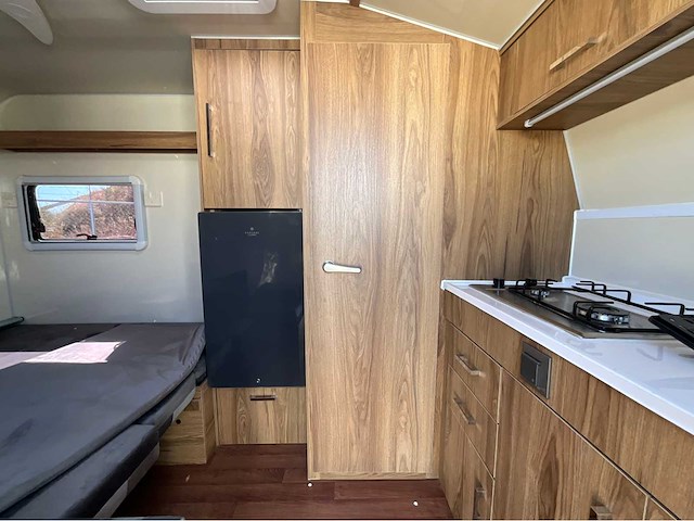 Erba 360 caravan - afbeelding 28 van  29