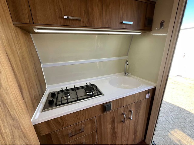 Erba 360 caravan - afbeelding 9 van  29