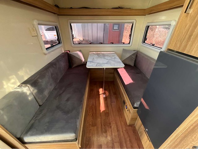 Erba 360 caravan - afbeelding 11 van  29