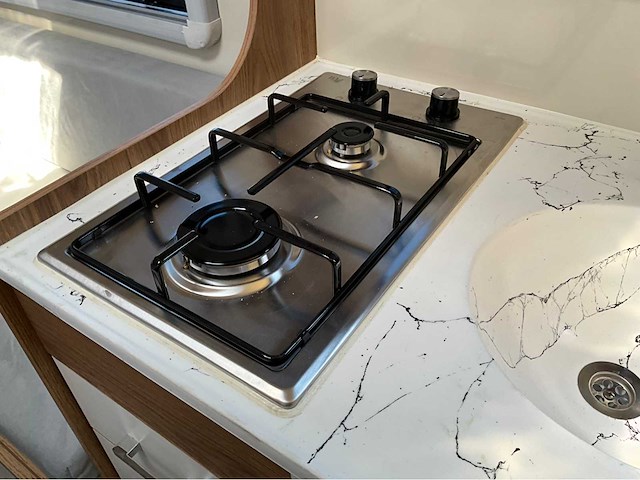 Erba 420 caravan - afbeelding 12 van  32