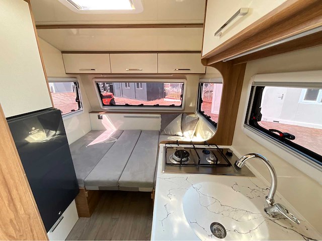 Erba 420 caravan - afbeelding 15 van  32
