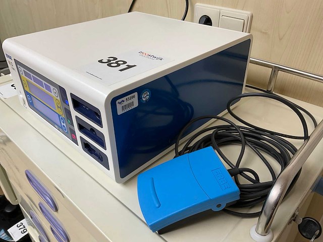 Erbe vio 100c elektrochirurgisch apparaat - afbeelding 4 van  6