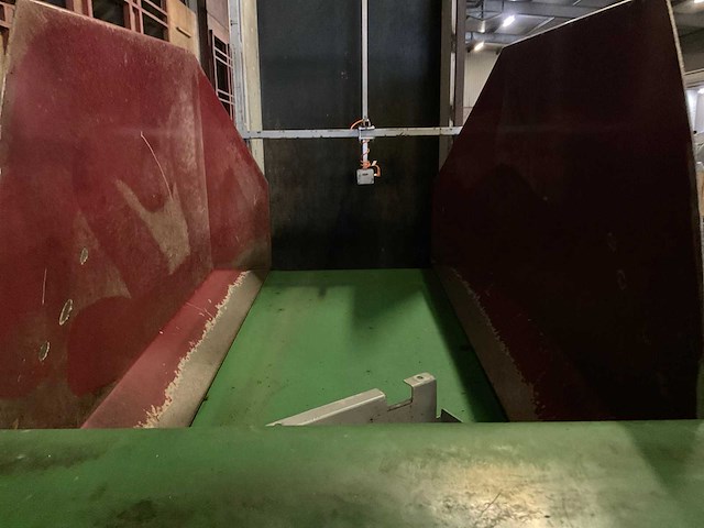 Erc machinery - kistenvuller - 2011 - afbeelding 2 van  11