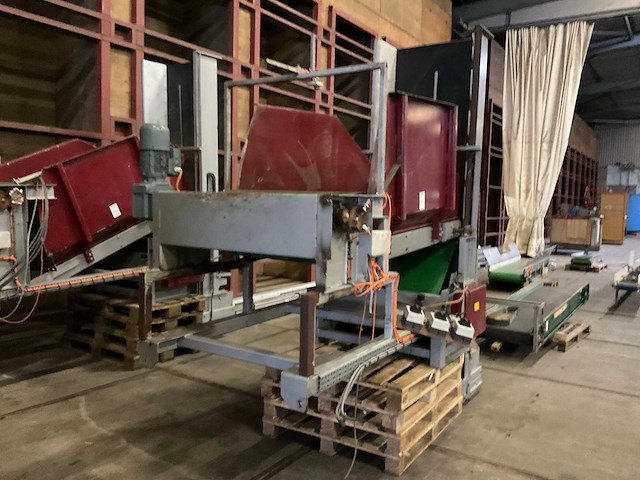 Erc machinery - kistenvuller - 2011 - afbeelding 4 van  11