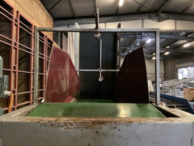 Erc machinery - kistenvuller - 2011 - afbeelding 11 van  11