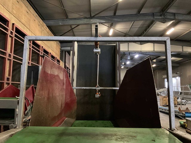 Erc machinery - kistenvuller - 2011 - afbeelding 8 van  9