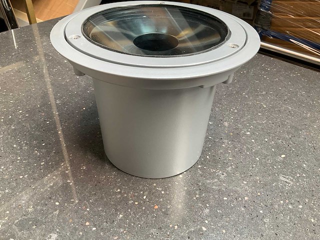Erco inbouw grondspot 17cm ip65 veiligheidsglas - afbeelding 7 van  9