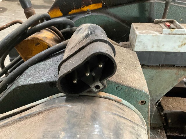 Ercole 315 beugelzaagmachine - afbeelding 4 van  4