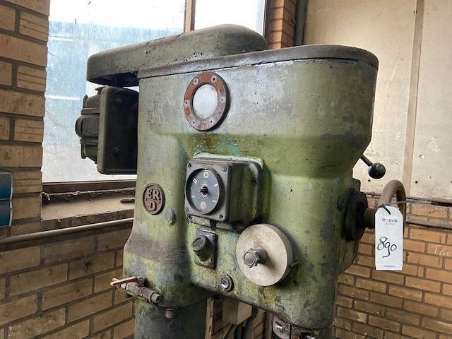 Erd kolomboormachine - afbeelding 3 van  9