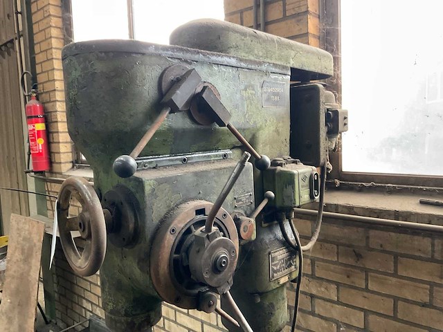 Erd kolomboormachine - afbeelding 6 van  9