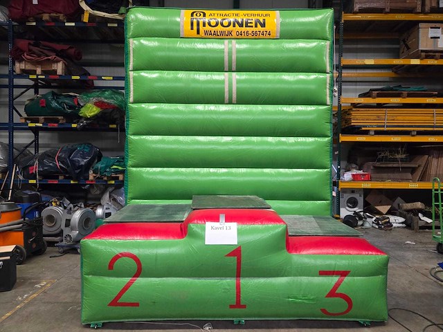 Erepodium opblaasbaar - afbeelding 1 van  2