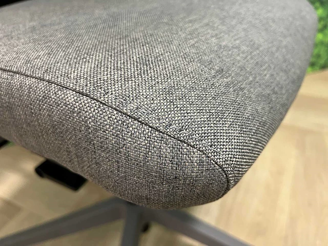 Ergonomische bureaustoel - ongebruikt - afbeelding 18 van  18