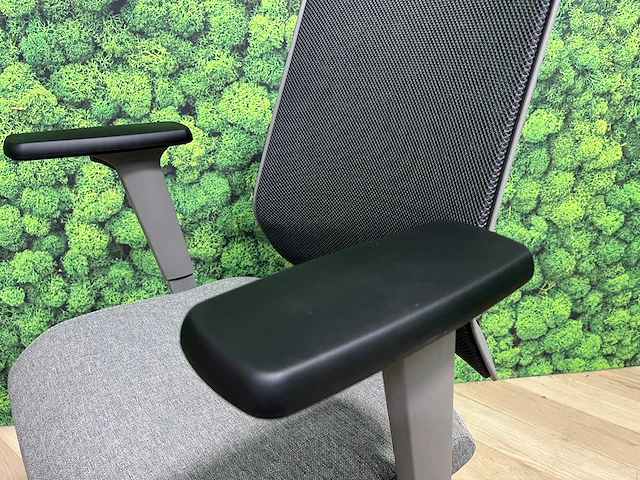 Ergonomische bureaustoel - ongebruikt - afbeelding 10 van  18
