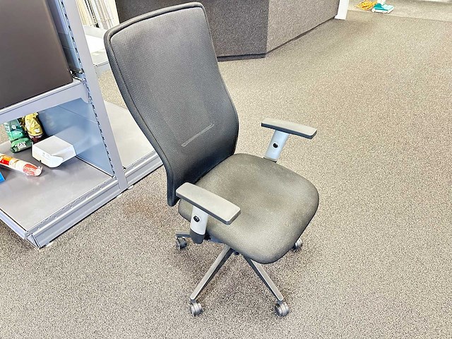 Ergonomische bureaustoel - afbeelding 1 van  3