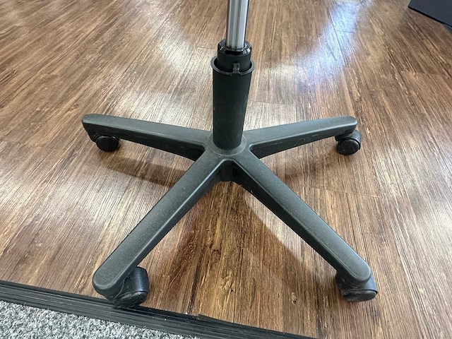 Ergonomische bureaustoel - afbeelding 2 van  3