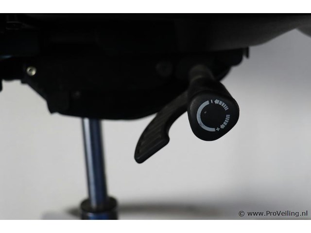 Ergonomische bureaustoel - afbeelding 6 van  8