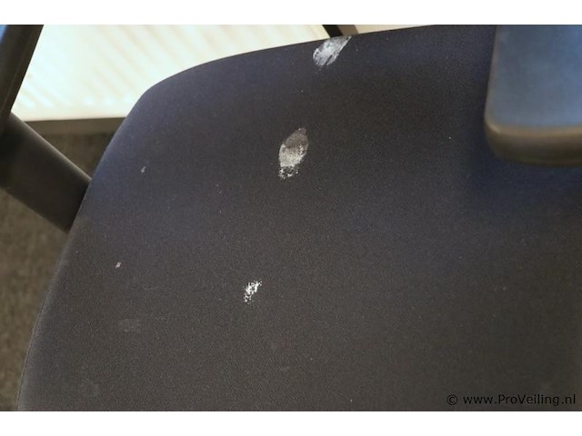 Ergonomische bureaustoelen - 3 stuks - afbeelding 3 van  6