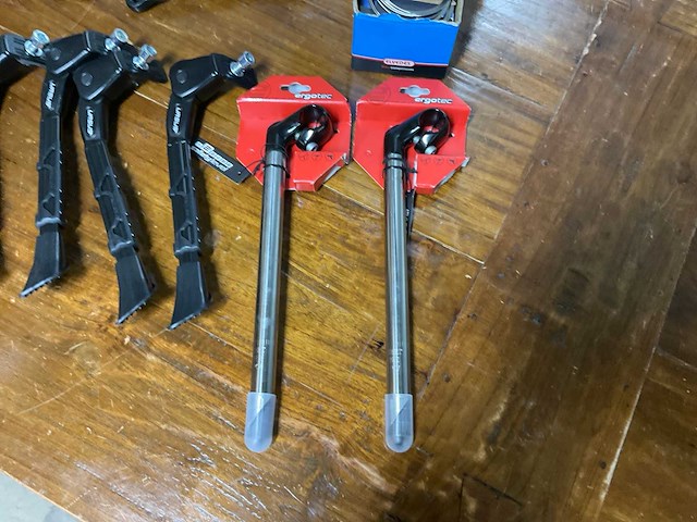 Ergotec, mirage, elvedes, shimano fiets onderdelen: standaard, bel, versnelling - afbeelding 3 van  9