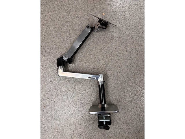 Ergotron lx series desk mount monitor (24x) - afbeelding 1 van  3