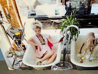 Eric van den elsen “pippi at the mansion” photographic art wanddecoratie - afbeelding 2 van  5