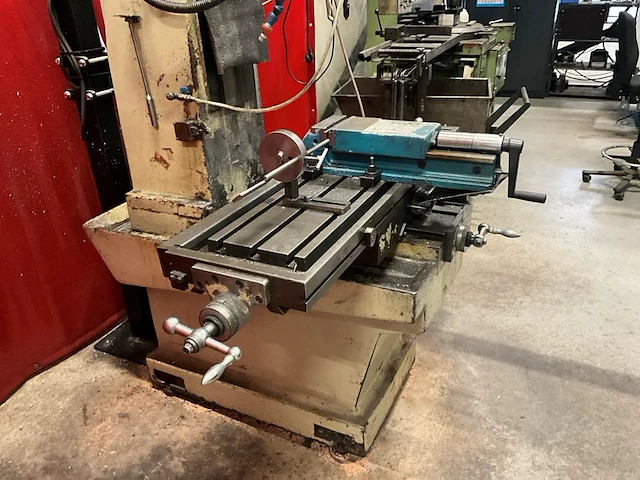 Erlo tf-35 freesmachine - afbeelding 7 van  11