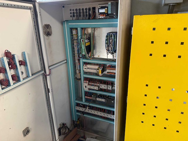 Ermaksan - 2006 - cnc ap 3600x160 - cnc-kantbank - afbeelding 4 van  15