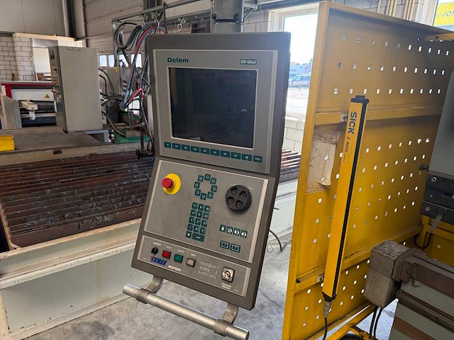 Ermaksan - 2006 - cnc ap 3600x160 - cnc-kantbank - afbeelding 11 van  15