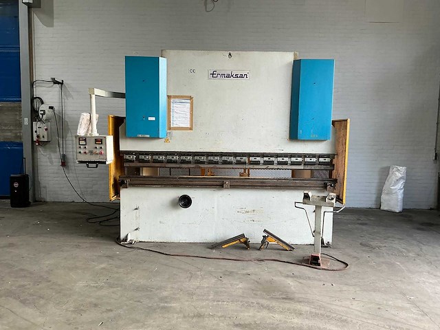 Ermaksan - ap 3100mm x 160t - press brake - 1998 - afbeelding 1 van  11