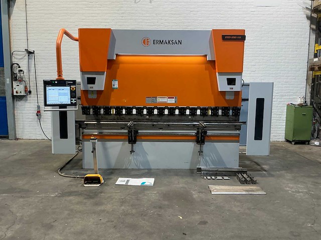 Ermaksan - speed-bend pro 3100x175 - cnc press brake - 2022 - afbeelding 12 van  22