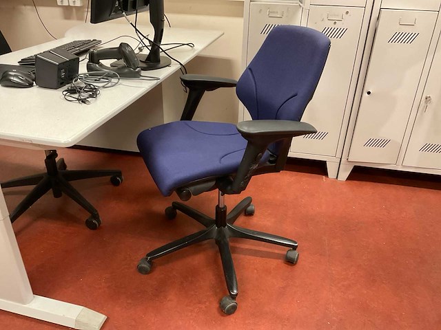 Eromes inhoud kantoor - afbeelding 6 van  17