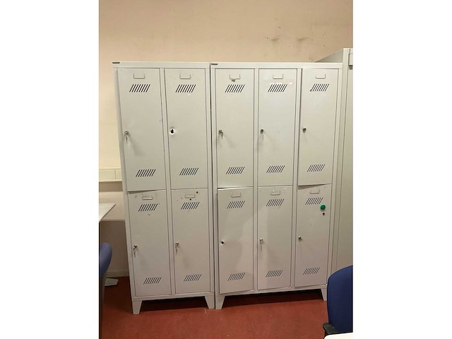 Eromes inhoud kantoor - afbeelding 13 van  17