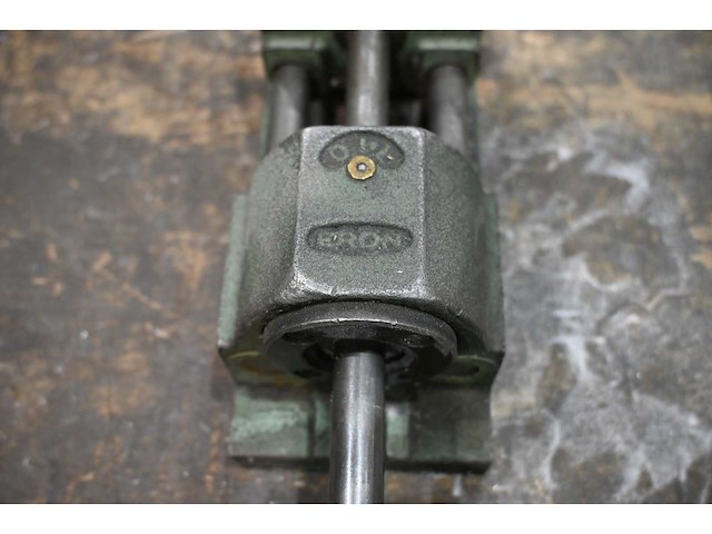 Eron machineklem - afbeelding 3 van  3
