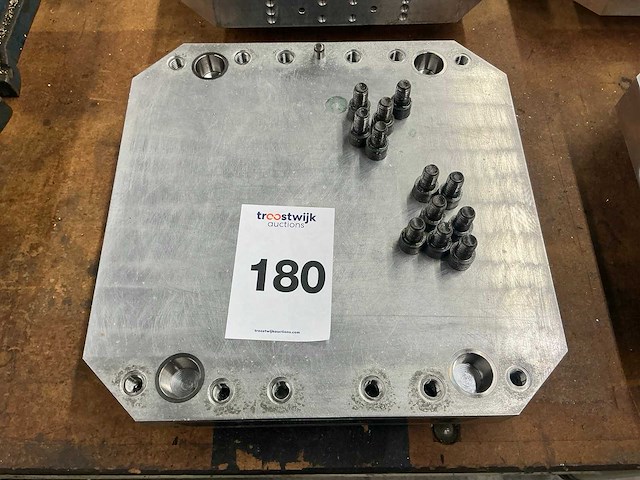 Erowa er-107472 opspansplaat voor cnc machine - afbeelding 2 van  3
