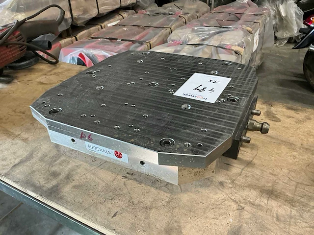 Erowa pneumatische montagetafel opspangereedschap - afbeelding 1 van  4