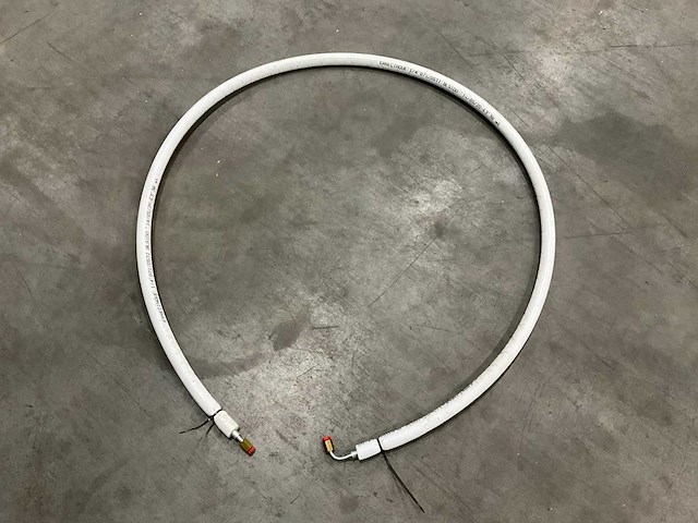 Errecinque airco geisoleerde koelleiding 1/4” 90 graden 2500mm (10x) - afbeelding 1 van  5