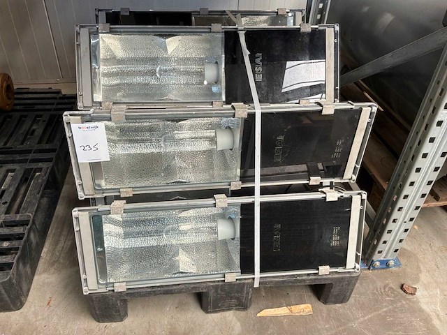 Esa lux bouwlamp (7x) - afbeelding 1 van  4