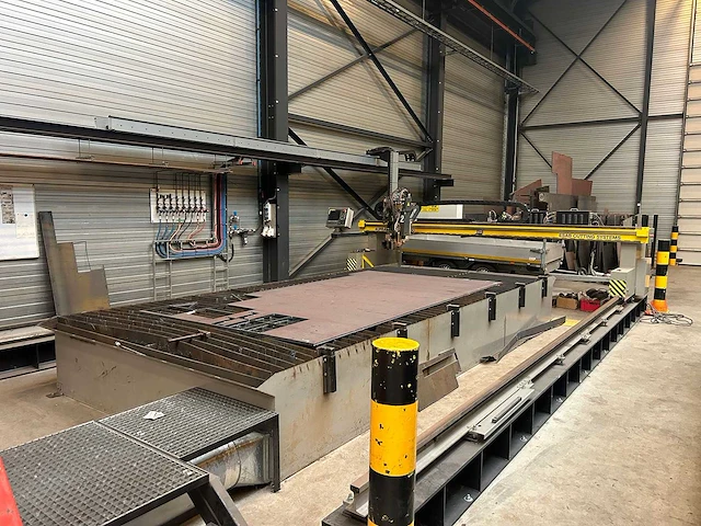 Esab - 2008 - supraflex sxe-p1, 6000x2500mm - plasma cutting machine - afbeelding 1 van  20