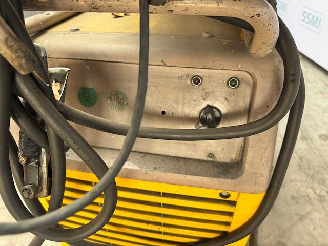 Esab - mek 44 c - tig-lasmachine - 1999 - afbeelding 2 van  3