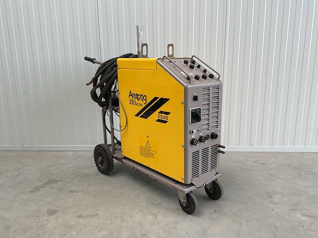 Esab aristotig 250 ac/dc lasapparaat - afbeelding 1 van  7
