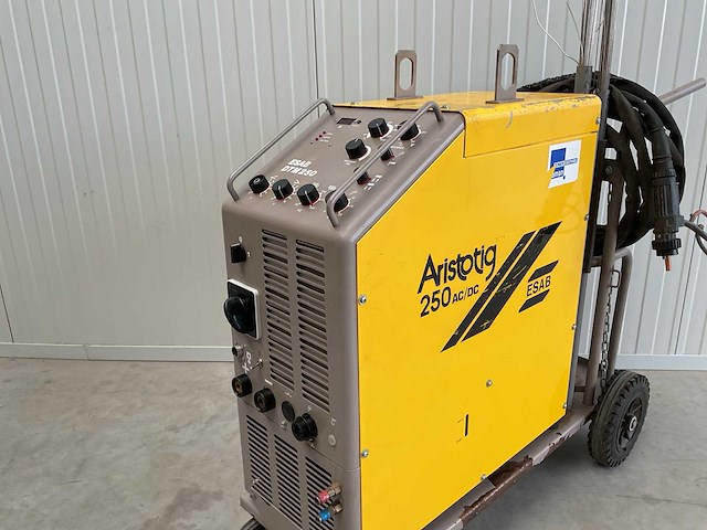 Esab aristotig 250 ac/dc lasapparaat - afbeelding 4 van  7