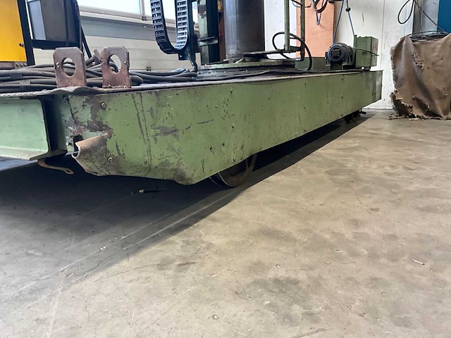 Esab lae 1250 onder poederdek laskolom - afbeelding 13 van  26