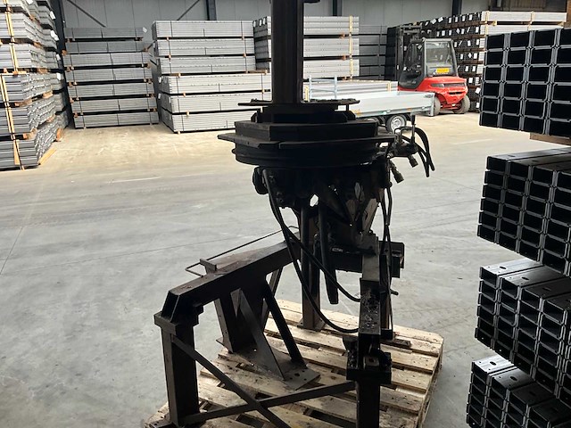 Esab lasmanipulator - afbeelding 8 van  14