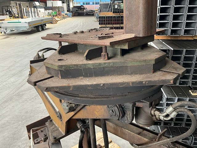 Esab lasmanipulator - afbeelding 8 van  12