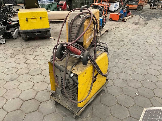 Esab lax380 lasmachine - afbeelding 3 van  5