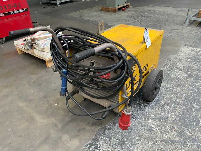 Esab lhk 350 elektrode lasapparaat - afbeelding 1 van  4