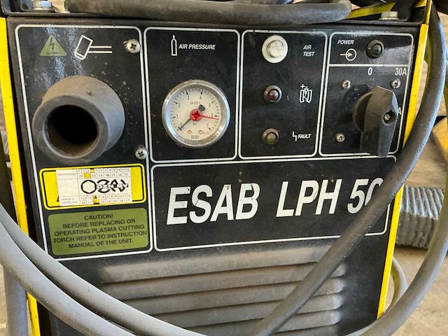 Esab lph 50 plasmasnijmachine - afbeelding 7 van  8